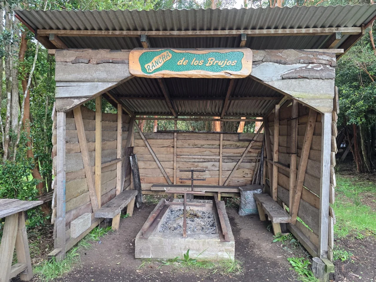 Rancha de los Brujos, espacio rústico para compartir en Paraíso Wilkeco
